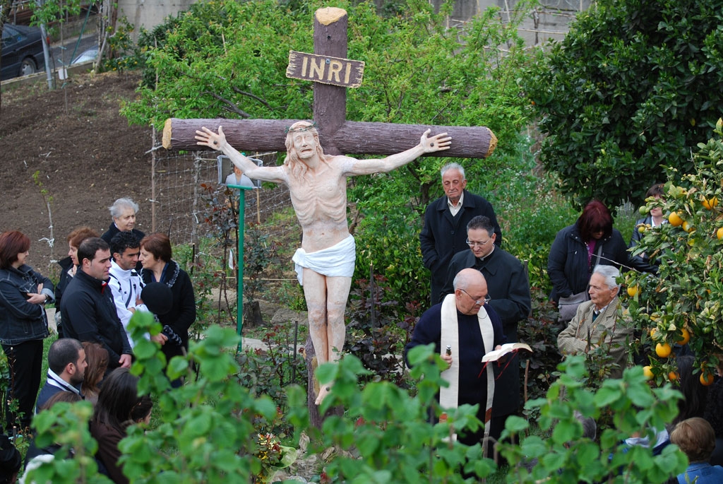 Inaugurazione del Crocifisso dell’artista Mico Famà